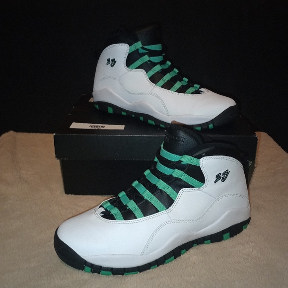 NWB Air Jordan 10 Retro 30th GG “Verde” Green Black Infrared 8.5 men 10 women - Picture 1 of 11